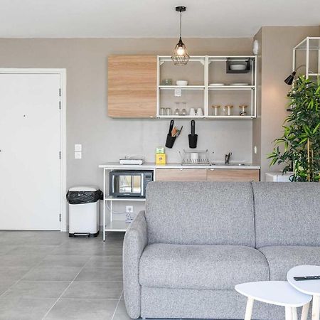 Appart Avec Terrasse Et Parking A 2 Min Du Metro Marselha Exterior foto