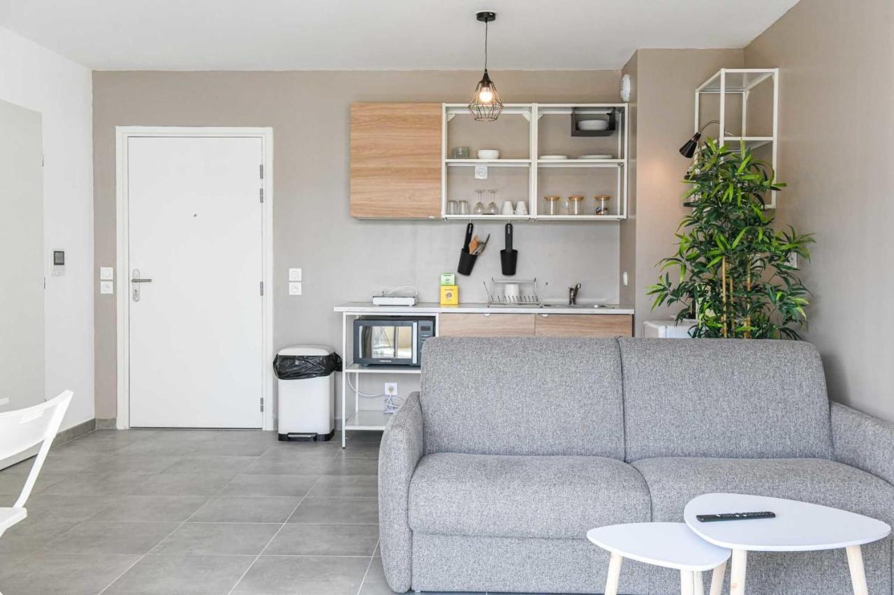 Appart Avec Terrasse Et Parking A 2 Min Du Metro Marselha Exterior foto